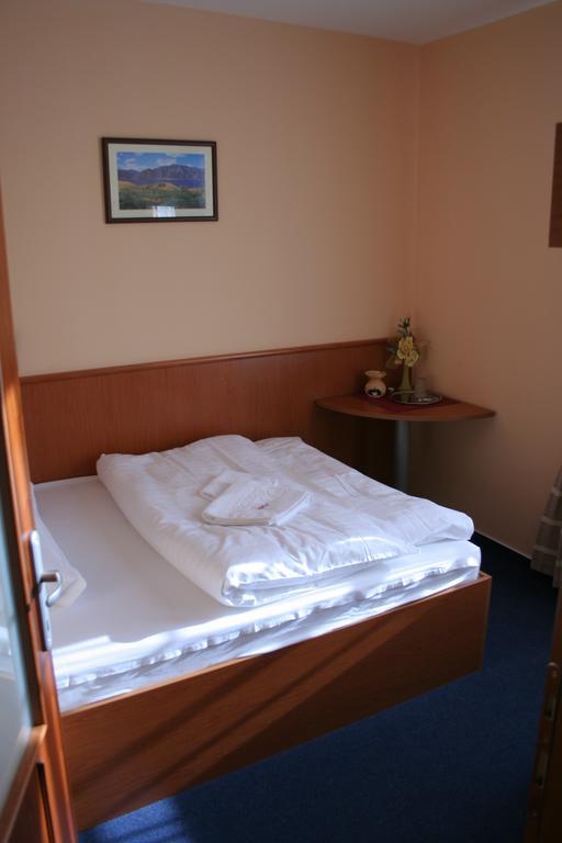 Penzion Franko Zvolen Quarto foto